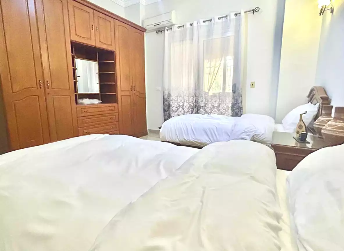 https://aqarmap.com.eg/en/listing/7310835-for-rent-cairo-el-sheikh-zayed-city-compounds-beverly-hills