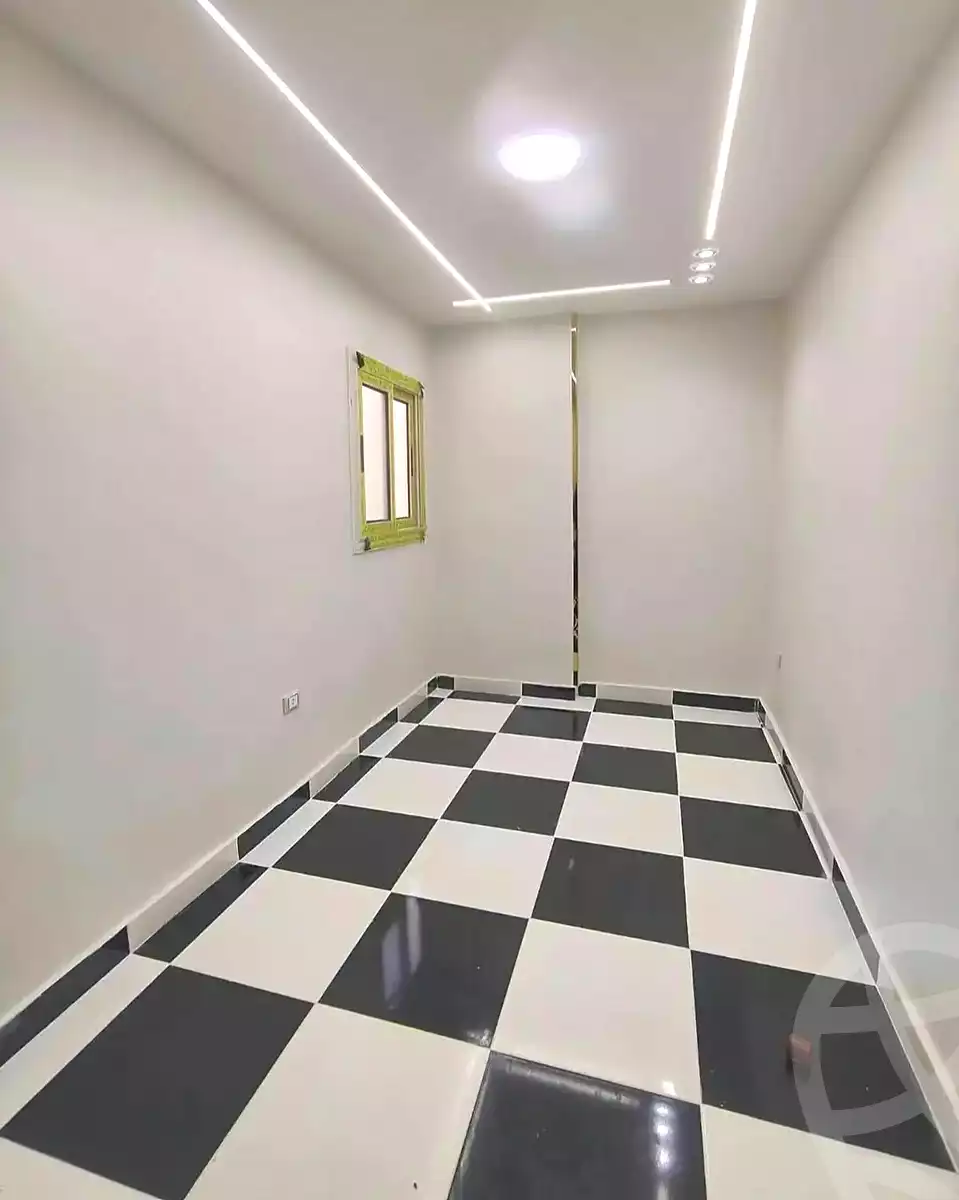 https://aqarmap.com.eg/ar/listing/7310860-for-sale-alexandria-el-asafra-shr-45