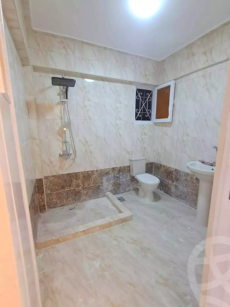 https://aqarmap.com.eg/en/listing/7310867-for-sale-alexandria-al-agamy-bw-ywsf