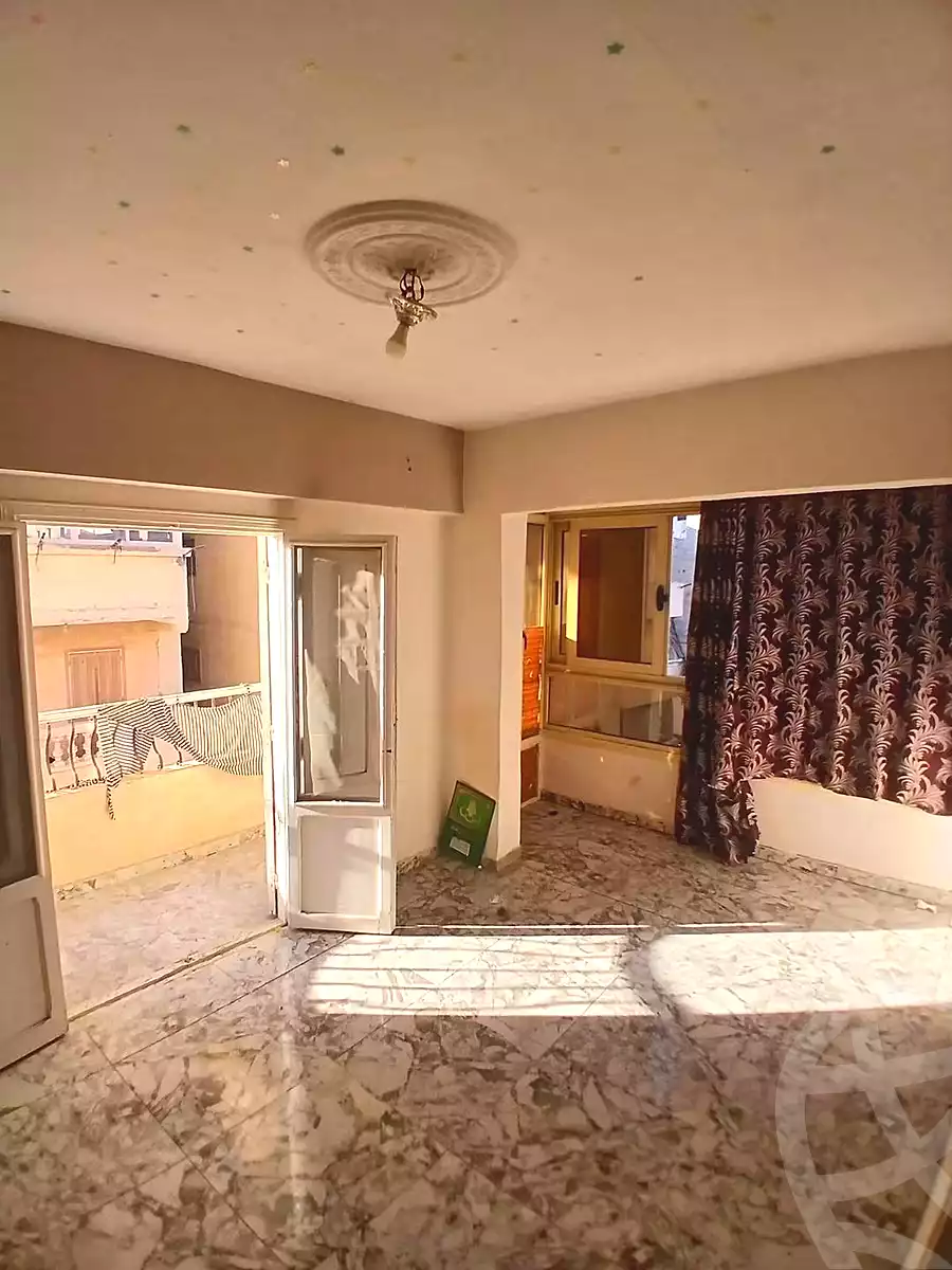 https://aqarmap.com.eg/en/listing/7310870-for-sale-alexandria-al-agamy-el-hanouvel-el-warsha-st