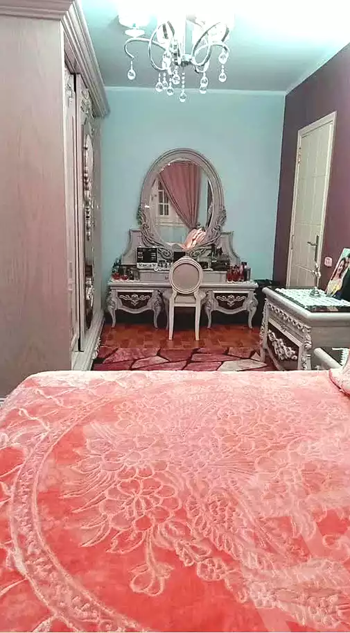 https://aqarmap.com.eg/ar/listing/7311070-for-sale-cairo-ain-shams-ain-shams-el-sharkia-el-eshrein-stt