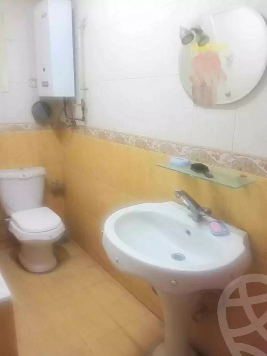 https://aqarmap.com.eg/ar/listing/7311639-for-rent-cairo-el-zaytun-hlmy-lzytwn-shr-ly-bsh