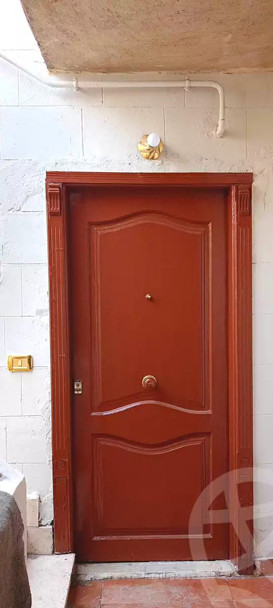 https://aqarmap.com.eg/en/listing/7311796-for-sale-cairo-faisal-kafr-tohormos-queen-nazli-st