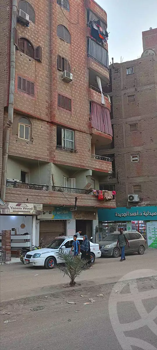 https://aqarmap.com.eg/en/listing/7311796-for-sale-cairo-faisal-kafr-tohormos-queen-nazli-st