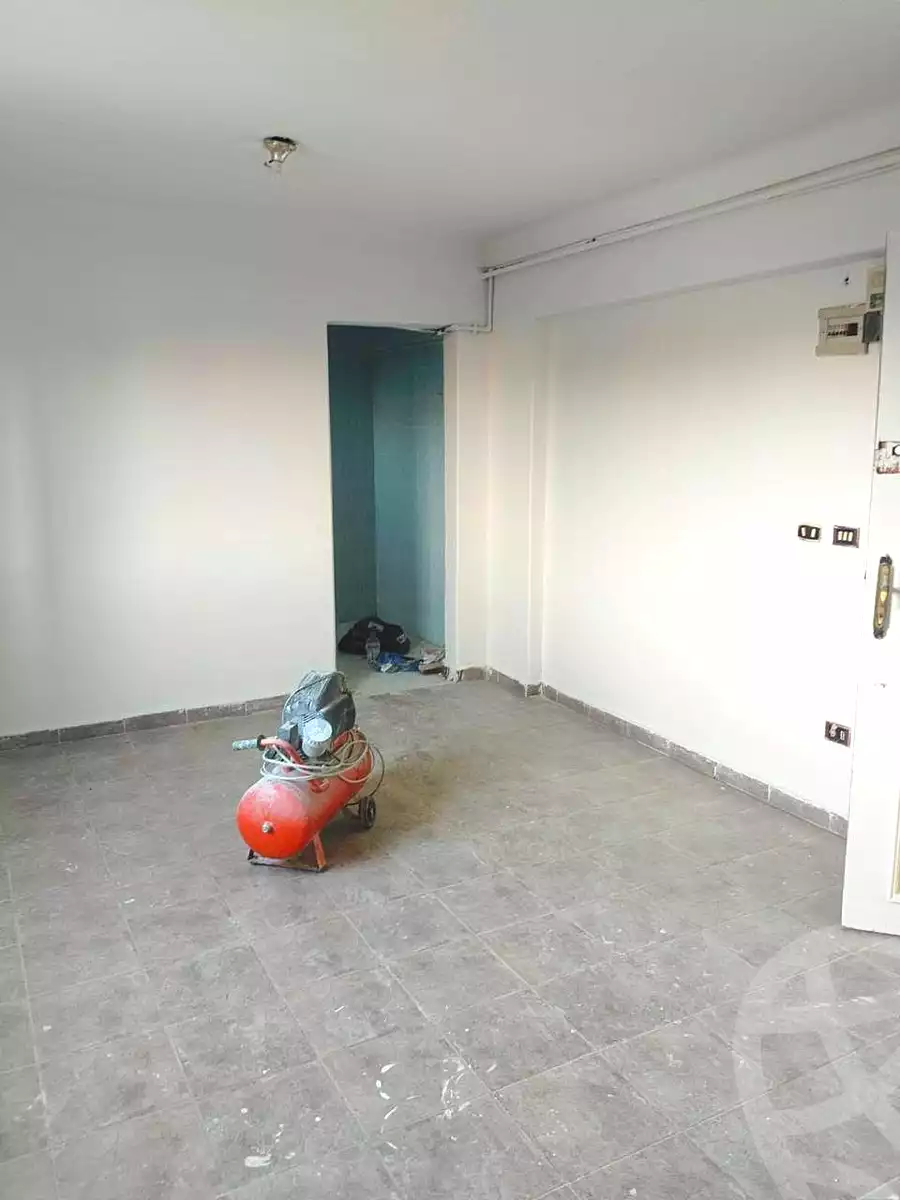 https://aqarmap.com.eg/ar/listing/7311982-for-sale-alexandria-al-agamy-el-hanouvel-radwan-st