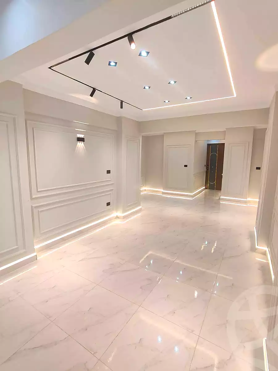 https://aqarmap.com.eg/ar/listing/7312178-for-sale-alexandria-miami-45-street