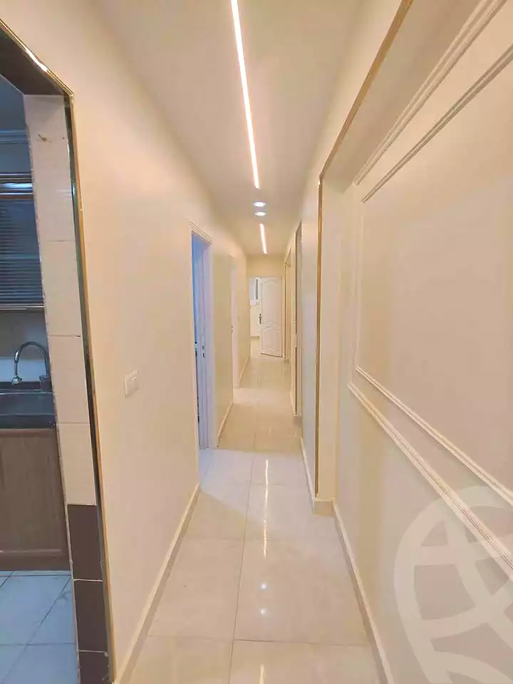 https://aqarmap.com.eg/ar/listing/7312249-for-sale-alexandria-sydy-bshr-sydy-bshr-bhry-shr-mhmwd-l-yswy