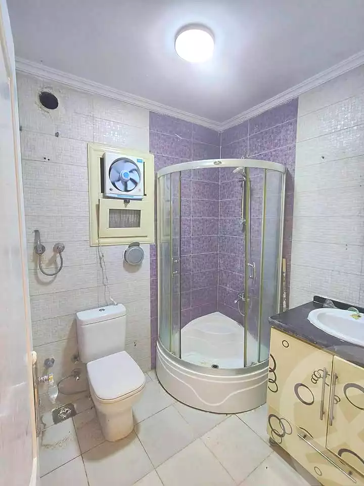 https://aqarmap.com.eg/ar/listing/7312249-for-sale-alexandria-sydy-bshr-sydy-bshr-bhry-shr-mhmwd-l-yswy