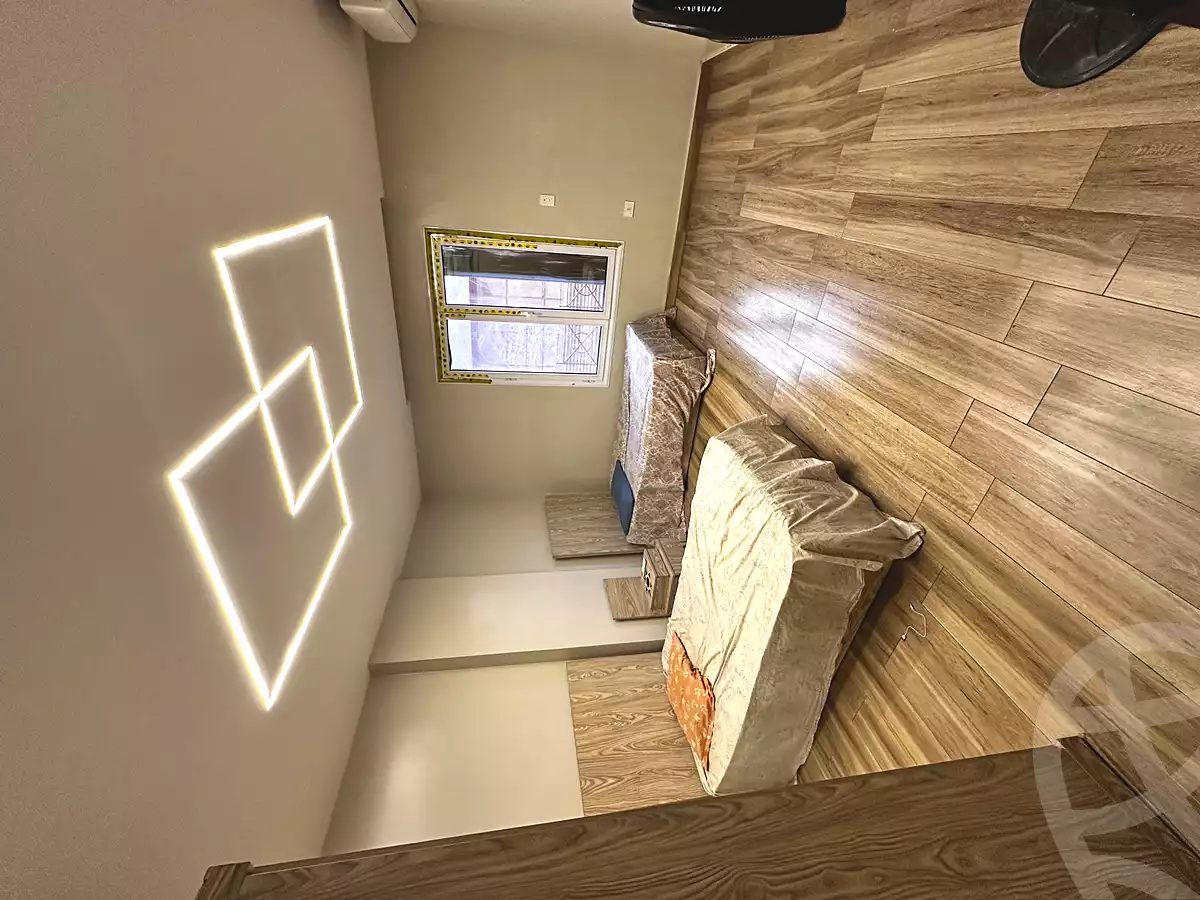 https://aqarmap.com.eg/ar/listing/7312683-for-sale-cairo-el-haram-el-lebeny-soltan-khattab-st