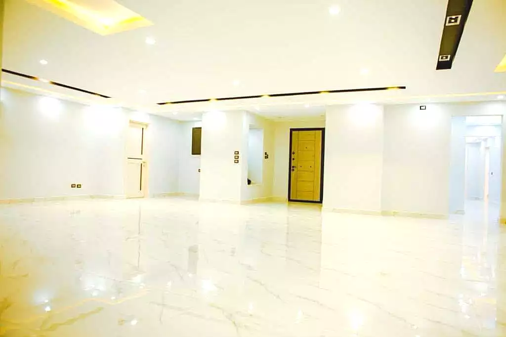 https://aqarmap.com.eg/ar/listing/7312706-for-rent-cairo-el-maadi-sarayat-el-maadi-street-20