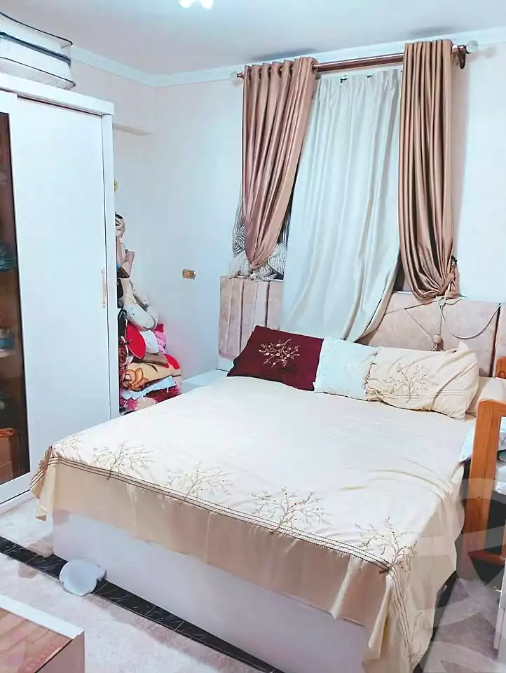 https://aqarmap.com.eg/en/listing/7313057-for-sale-alexandria-sydy-bshr