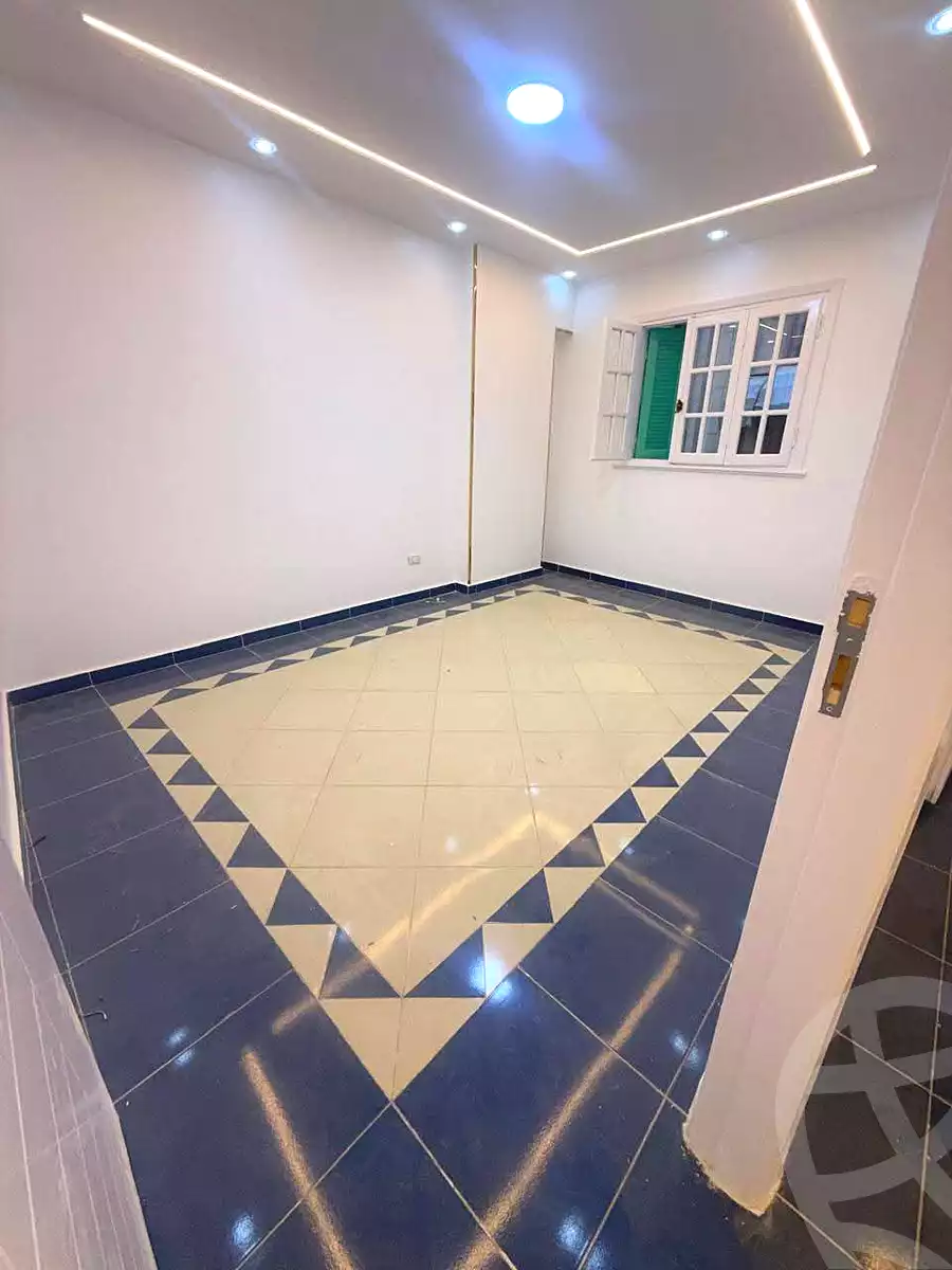 https://aqarmap.com.eg/ar/listing/7308525-for-sale-alexandria-sydy-bshr-sydy-bshr-bhry-shr-khld-bn-lwlyd
