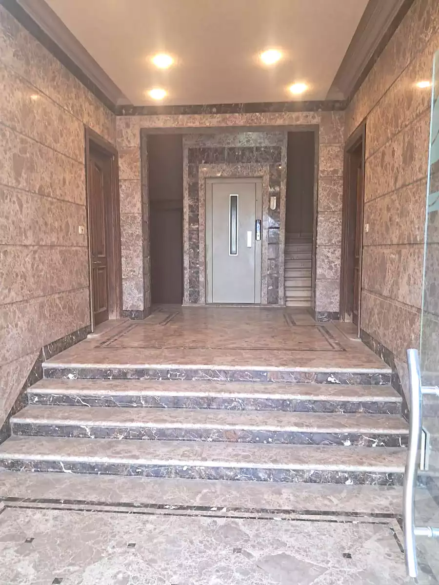 https://aqarmap.com.eg/ar/listing/7313663-for-sale-cairo-new-cairo-el-banafsg-el-banafsag-omarat-al-gabri-st