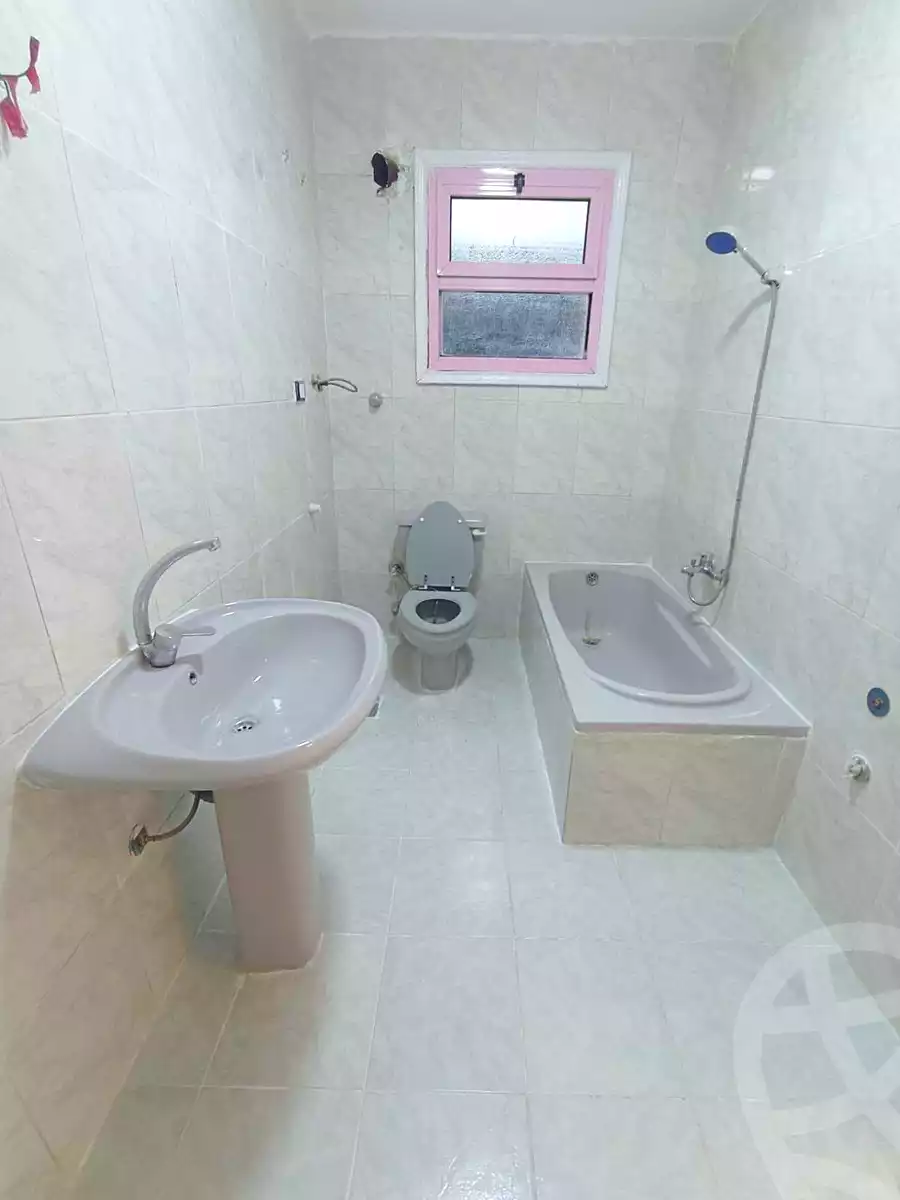 https://aqarmap.com.eg/ar/listing/7313791-for-sale-alexandria-al-agamy-shataa-el-nakheel