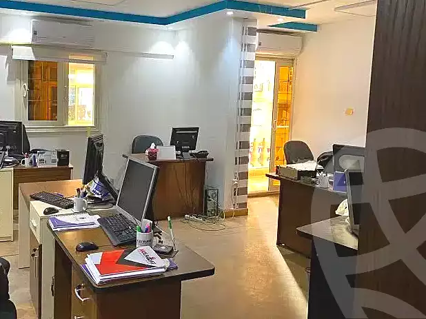 https://aqarmap.com.eg/en/listing/7313899-for-rent-alexandria-lauran