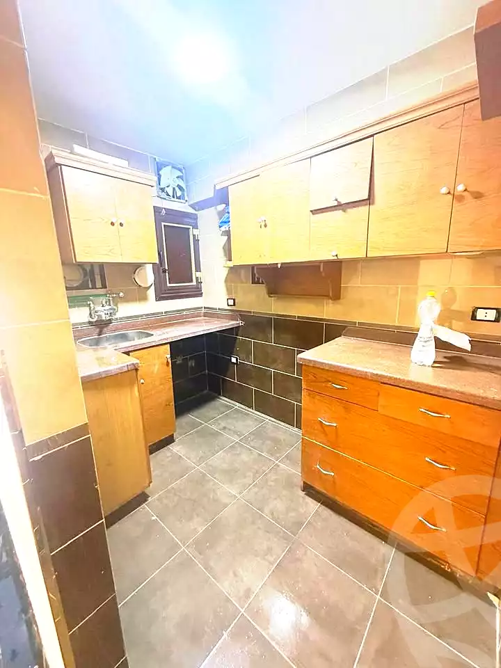 https://aqarmap.com.eg/en/listing/7314081-for-sale-alexandria-sydy-bshr-sydy-bshr-bhry-street-16