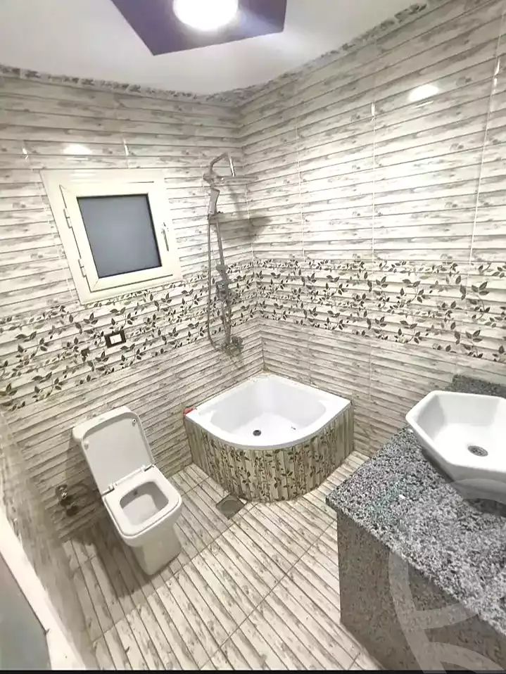 https://aqarmap.com.eg/en/listing/7314199-for-sale-alexandria-al-agamy-bw-ywsf