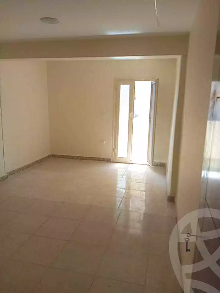https://aqarmap.com.eg/en/listing/7314920-for-sale-alexandria-el-asafra-shr-45