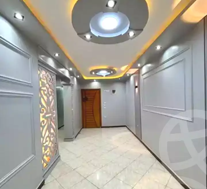 https://aqarmap.com.eg/ar/listing/7314951-for-sale-alexandria-miami-khld-bn-lwlyd