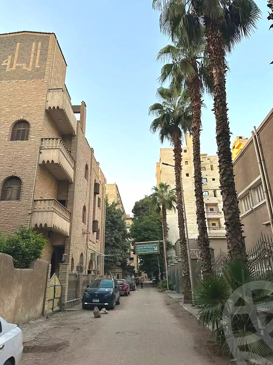 https://aqarmap.com.eg/en/listing/7314967-for-sale-cairo-el-haram-madkor