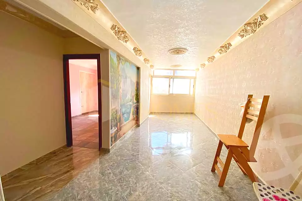 https://aqarmap.com.eg/ar/listing/7315021-for-sale-alexandria-miami-shr-jml-bd-lnsr