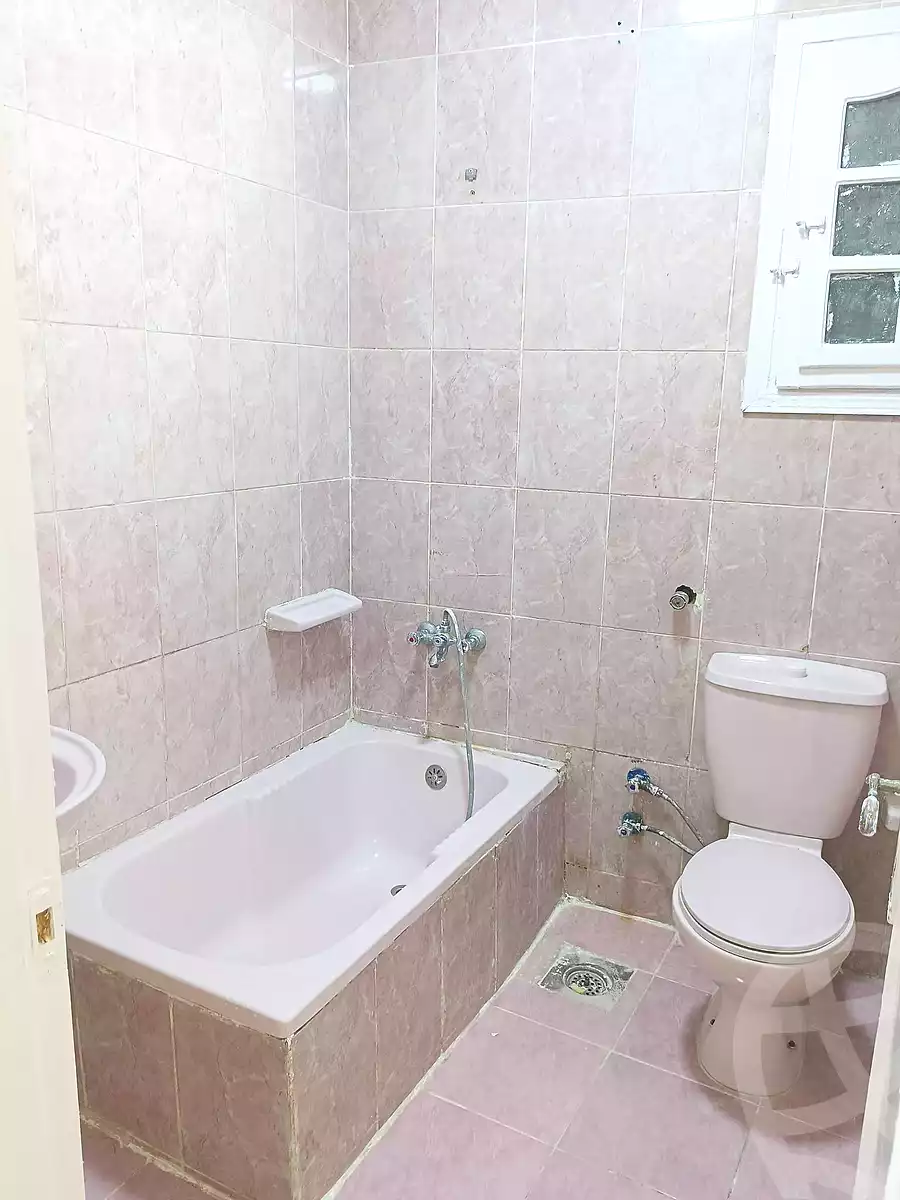 https://aqarmap.com.eg/en/listing/7315020-for-sale-alexandria-al-agamy-shataa-el-nakheel
