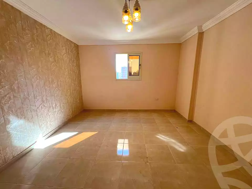 https://aqarmap.com.eg/ar/listing/7315050-for-sale-alexandria-miami-mahmoud-el-isawy-st