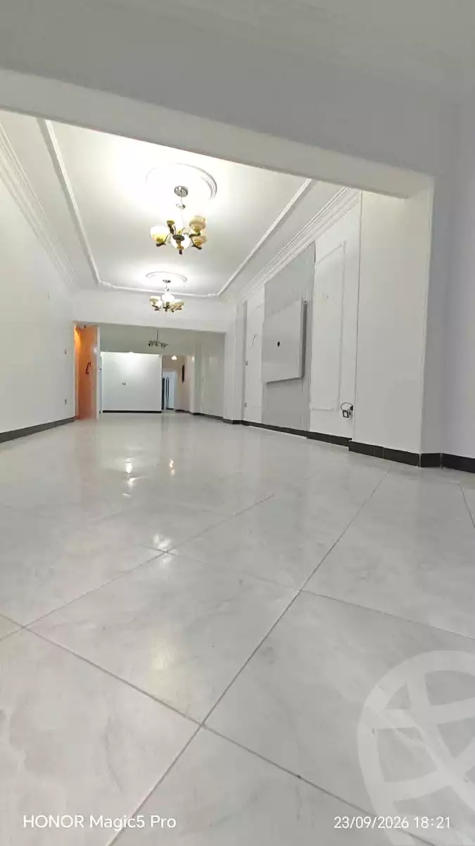 https://aqarmap.com.eg/ar/listing/7315432-for-sale-cairo-helwan-helwan-el-sharkeya-khesro-basha-st