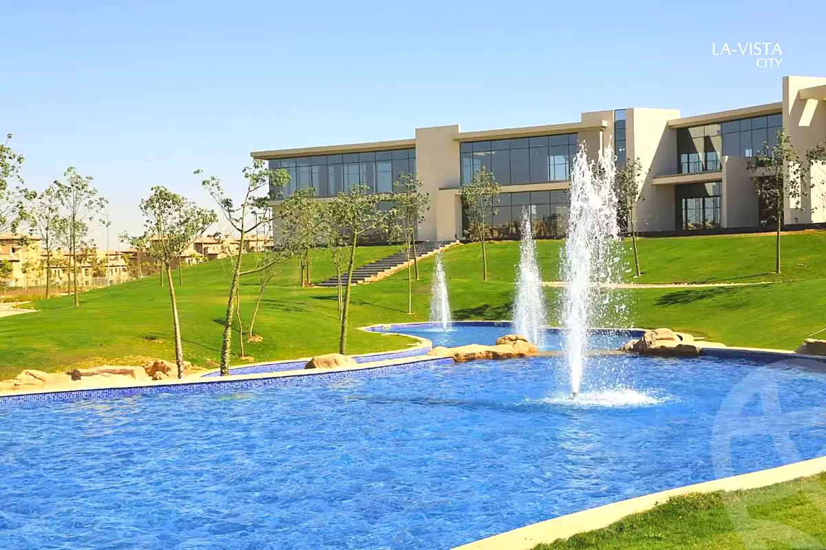 https://aqarmap.com.eg/ar/listing/7315587-for-sale-cairo-new-administrative-capital-r4-la-vista-city