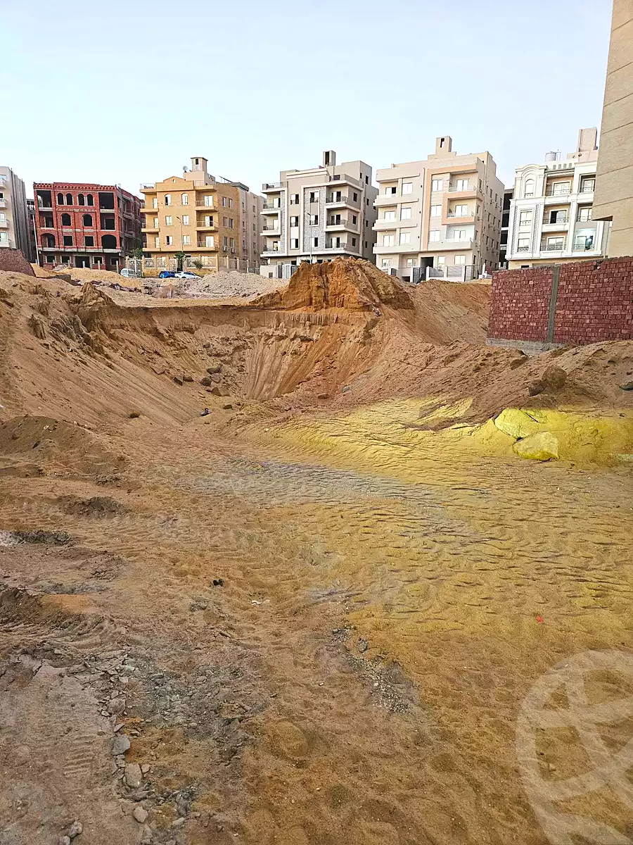 https://aqarmap.com.eg/ar/listing/7314395-for-sale-cairo-new-cairo-new-narges