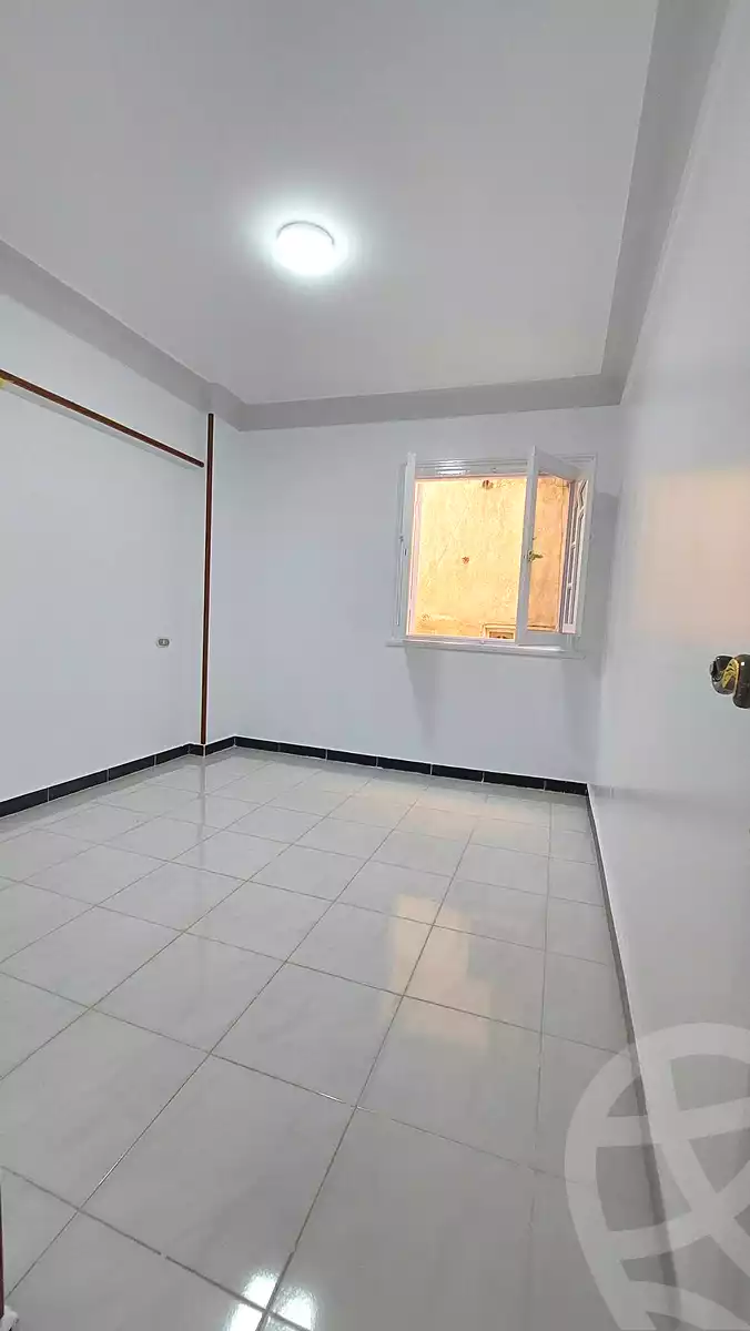 https://aqarmap.com.eg/ar/listing/7315645-for-sale-alexandria-al-agamy-shataa-el-nakheel
