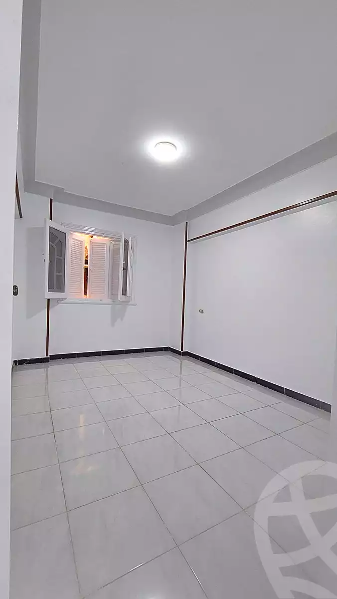 https://aqarmap.com.eg/ar/listing/7315645-for-sale-alexandria-al-agamy-shataa-el-nakheel