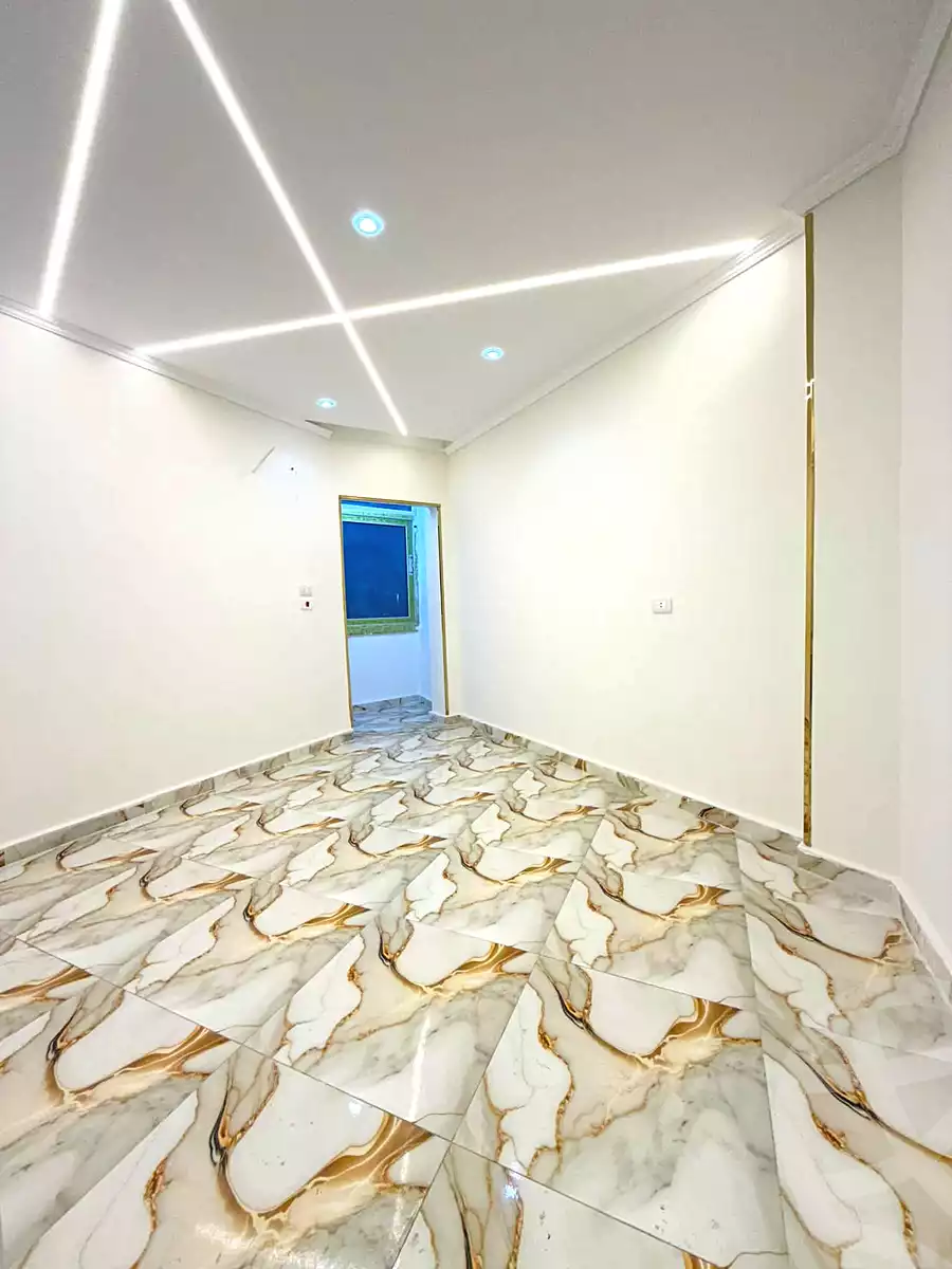 https://aqarmap.com.eg/ar/listing/7315661-for-sale-alexandria-miami-el-gaish-rd-st