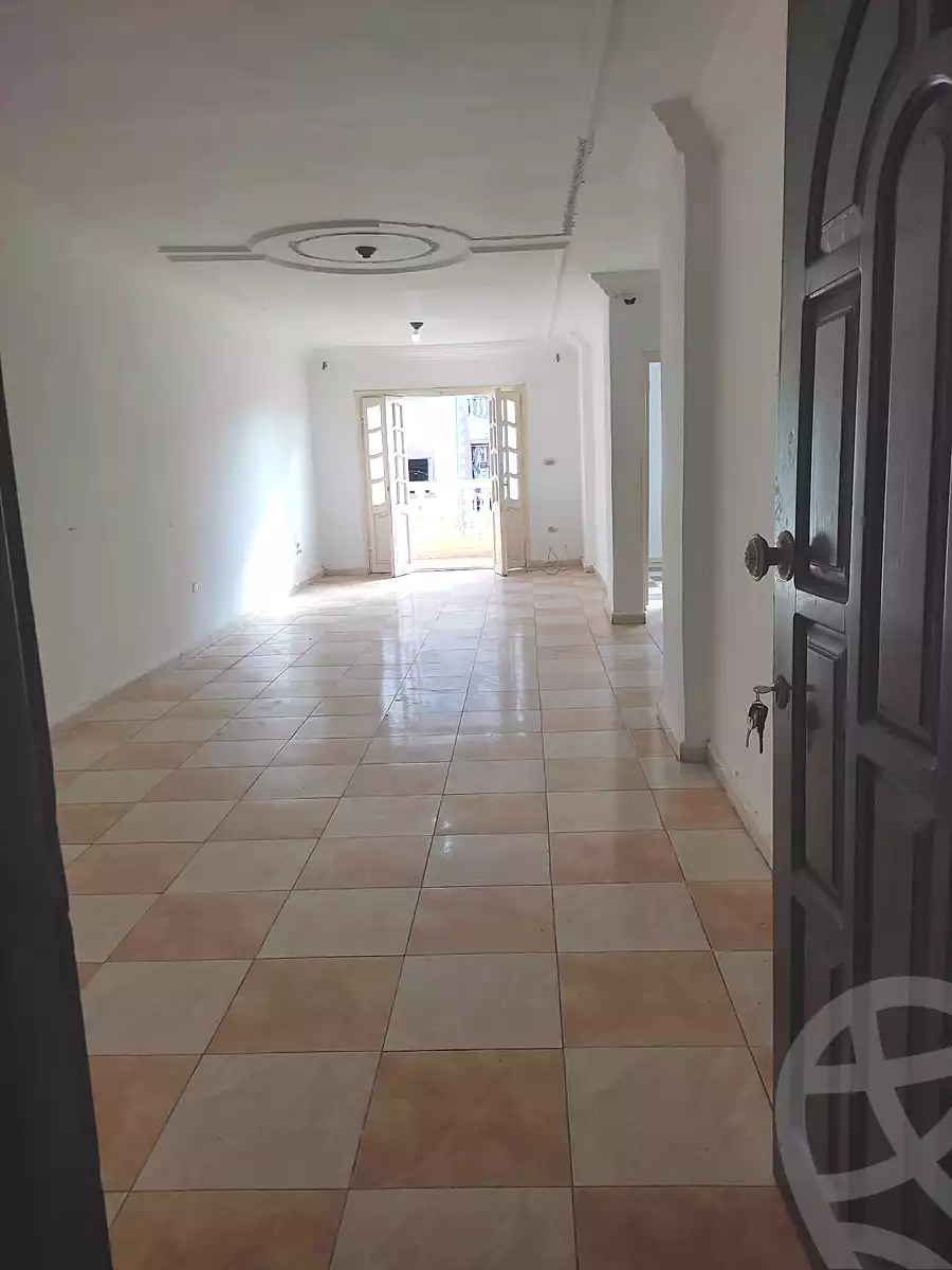https://aqarmap.com.eg/ar/listing/7315718-for-rent-alexandria-sydy-bshr-sydy-bshr-bhry-khalil-hamada-st
