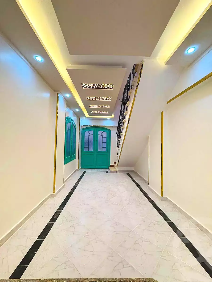 https://aqarmap.com.eg/ar/listing/7315758-for-sale-alexandria-al-agamy-shataa-el-nakheel-no-8-st