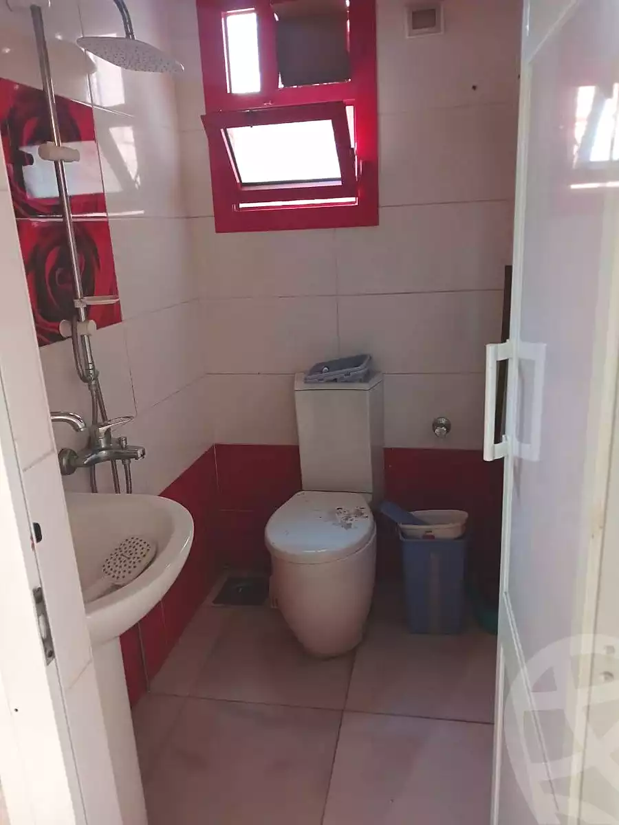https://aqarmap.com.eg/ar/listing/7315823-for-rent-cairo-helwan-sherif-st