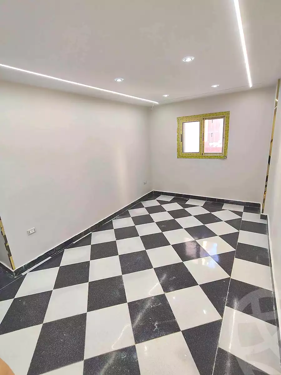https://aqarmap.com.eg/ar/listing/7315846-for-sale-alexandria-miami-45-street