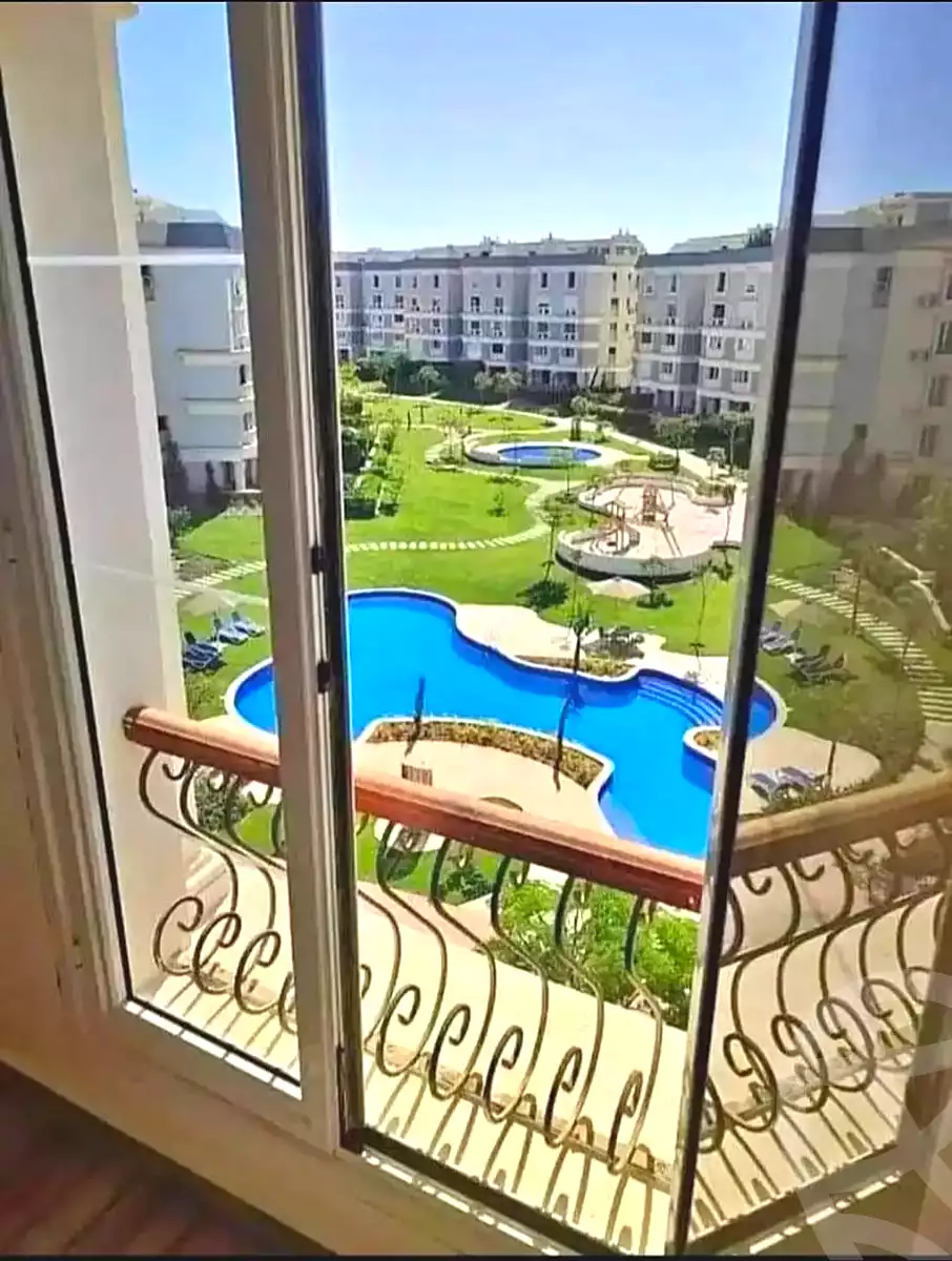 https://aqarmap.com.eg/en/listing/7316164-for-sale-cairo-new-cairo-compounds-mountain-view1-1-compound