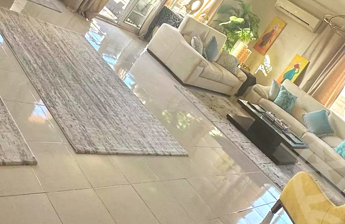 https://aqarmap.com.eg/en/listing/7316244-for-sale-cairo-new-cairo-lrhb-city-phase-4-mohammed-farid-st
