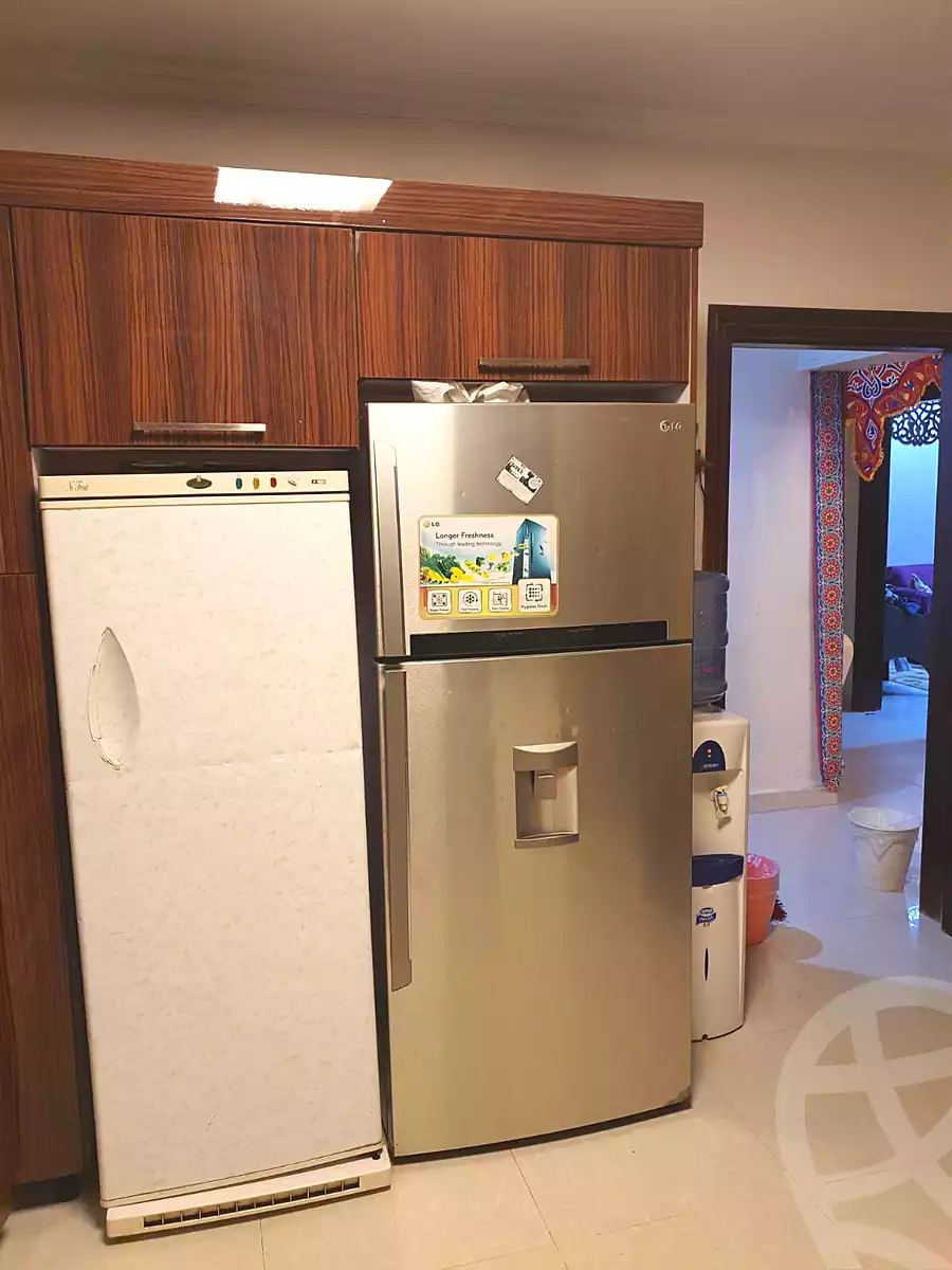 https://aqarmap.com.eg/ar/listing/7316245-for-sale-cairo-new-cairo-lrhb-city-phase-4-mohammed-farid-st