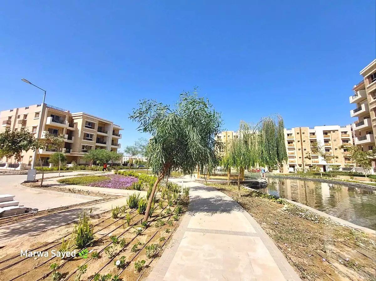 https://aqarmap.com.eg/ar/listing/7316361-for-sale-cairo-new-cairo-compounds-tag-city-shalya-taj-city