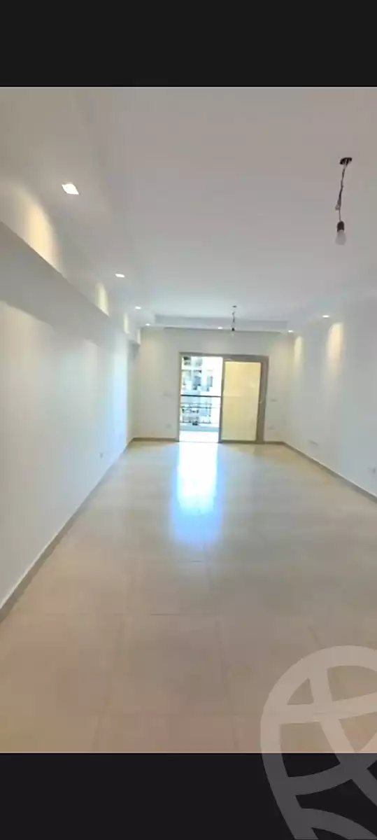 https://aqarmap.com.eg/ar/listing/7316372-for-rent-cairo-new-cairo-compounds-town-residence