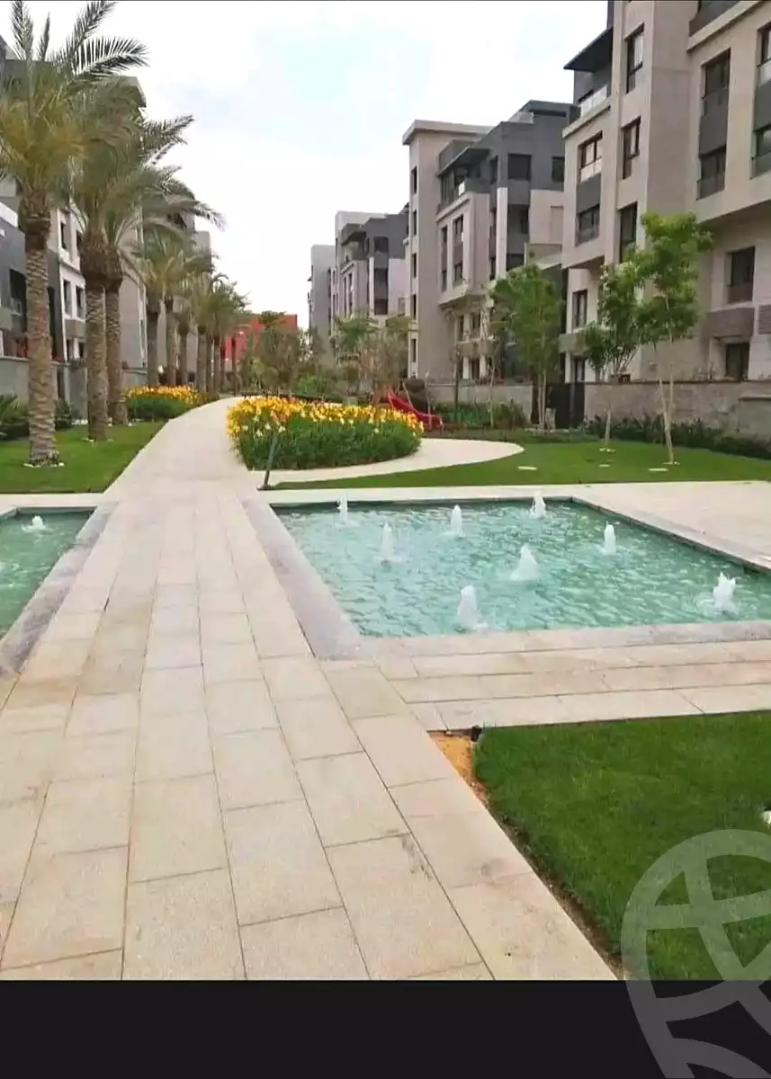 https://aqarmap.com.eg/en/listing/7316554-for-sale-cairo-new-cairo-compounds-mist-compound-m-squared