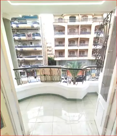 https://aqarmap.com.eg/ar/listing/7316963-for-sale-alexandria-al-agamy-shataa-el-nakheel