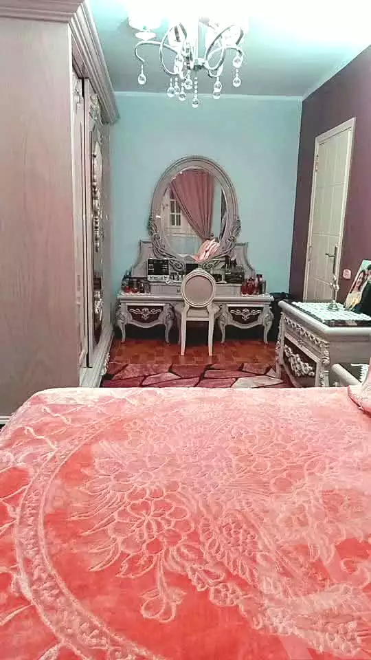 https://aqarmap.com.eg/ar/listing/7317190-for-sale-cairo-ain-shams-ain-shams-el-sharkia-el-eshrein-stt