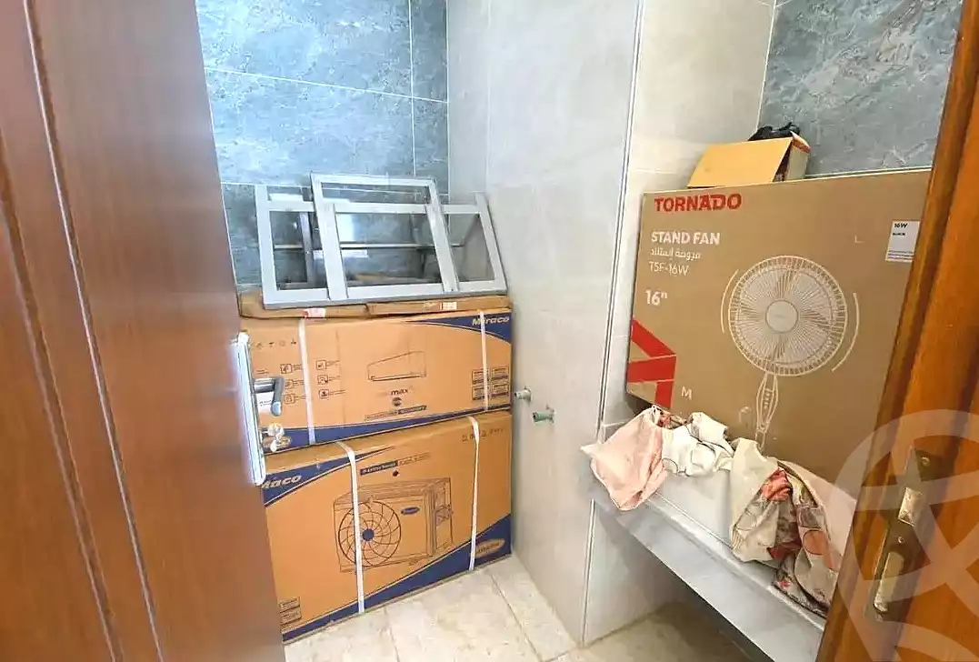 https://aqarmap.com.eg/en/listing/7317200-for-sale-alexandria-ganaklis-shr-bw-qyr-tryq-lhry