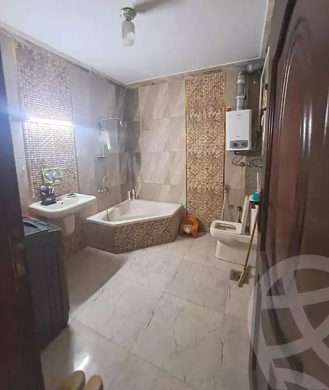 https://aqarmap.com.eg/ar/listing/7317428-for-sale-cairo-faisal-el-matbeaa-amr-ibn-al-aas-st