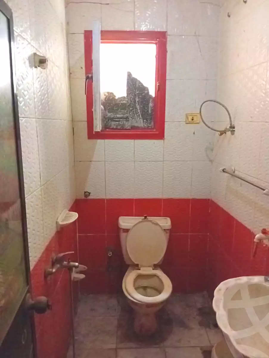 https://aqarmap.com.eg/en/listing/7317678-for-sale-alexandria-el-dekhela