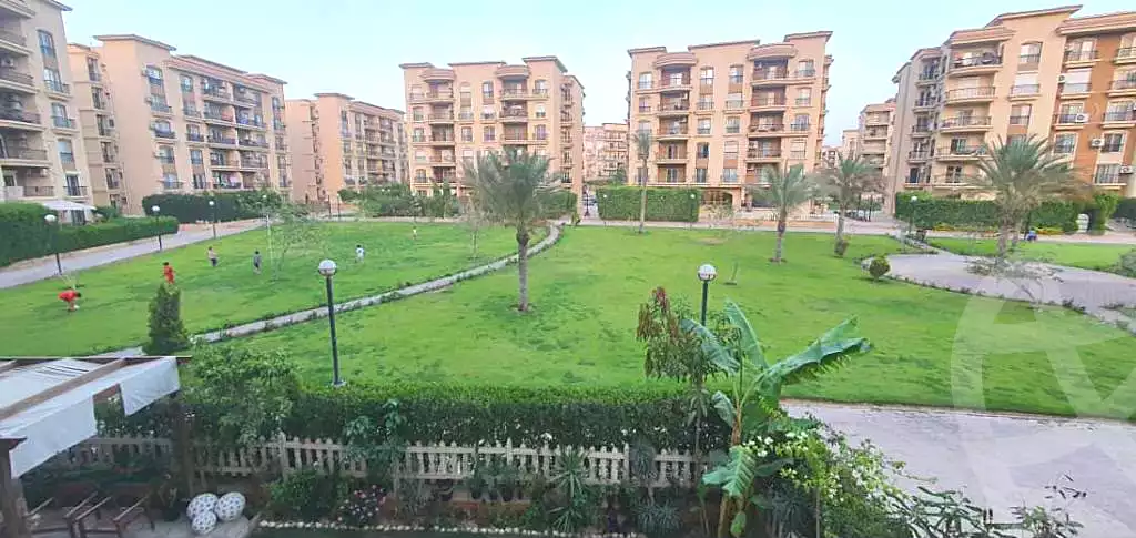 https://aqarmap.com.eg/ar/listing/7317796-for-sale-cairo-new-cairo-compounds-town-residence