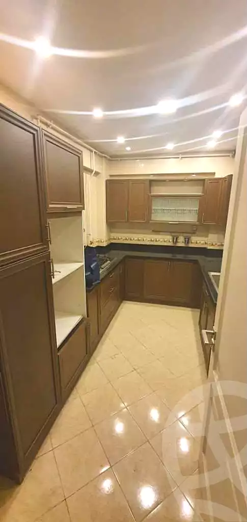 https://aqarmap.com.eg/ar/listing/7317796-for-sale-cairo-new-cairo-compounds-town-residence